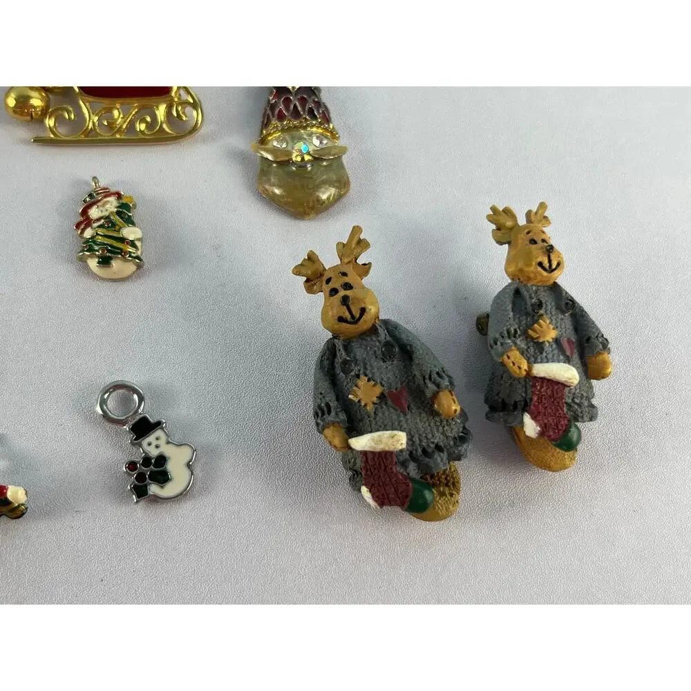 VTG Christmas Jewelry Lot Pins Brooches Earrings Pendants Craft Holidays Santa